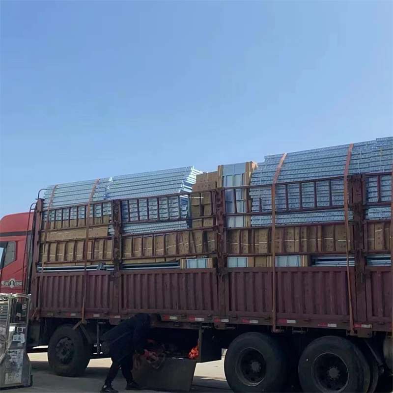 湖北武汉汉南到新疆阿勒泰富蕴县物流公司，一站式服务